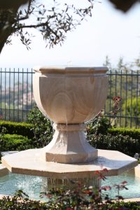 Octagonal Urn Fountain in Beaumaniere limestone